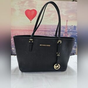 Michael Kors Jetset medium travel tote, excellent condition